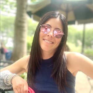 Meet your Posher, Stacy